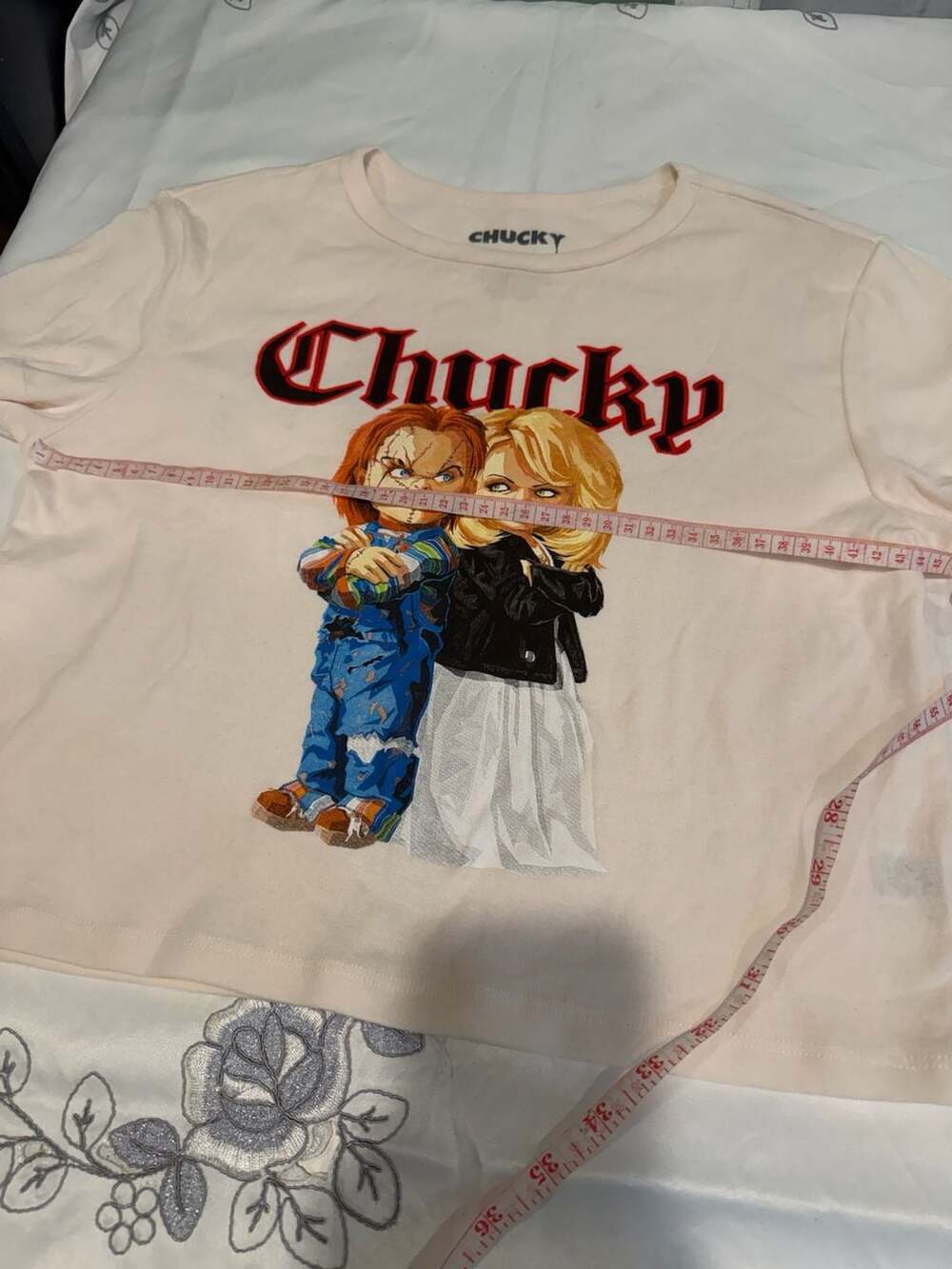 Chucky & Tiffany Bride of Chucky Junior's Cropped Graphic T-Shirt - Picture 4 of 7
